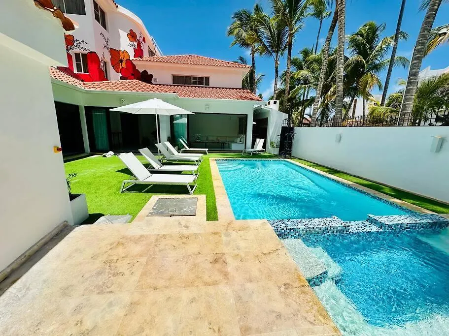 Punta Cana Villa-Pool-Bavaro Beach- Maid Villa Punta Cana