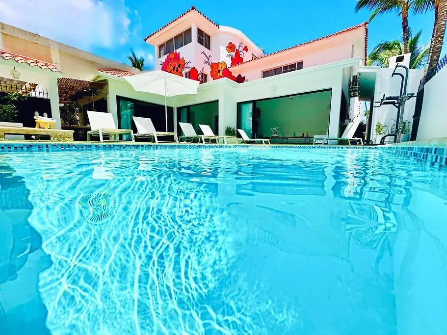 Punta Cana Villa-Pool-Bavaro Beach- Maid location